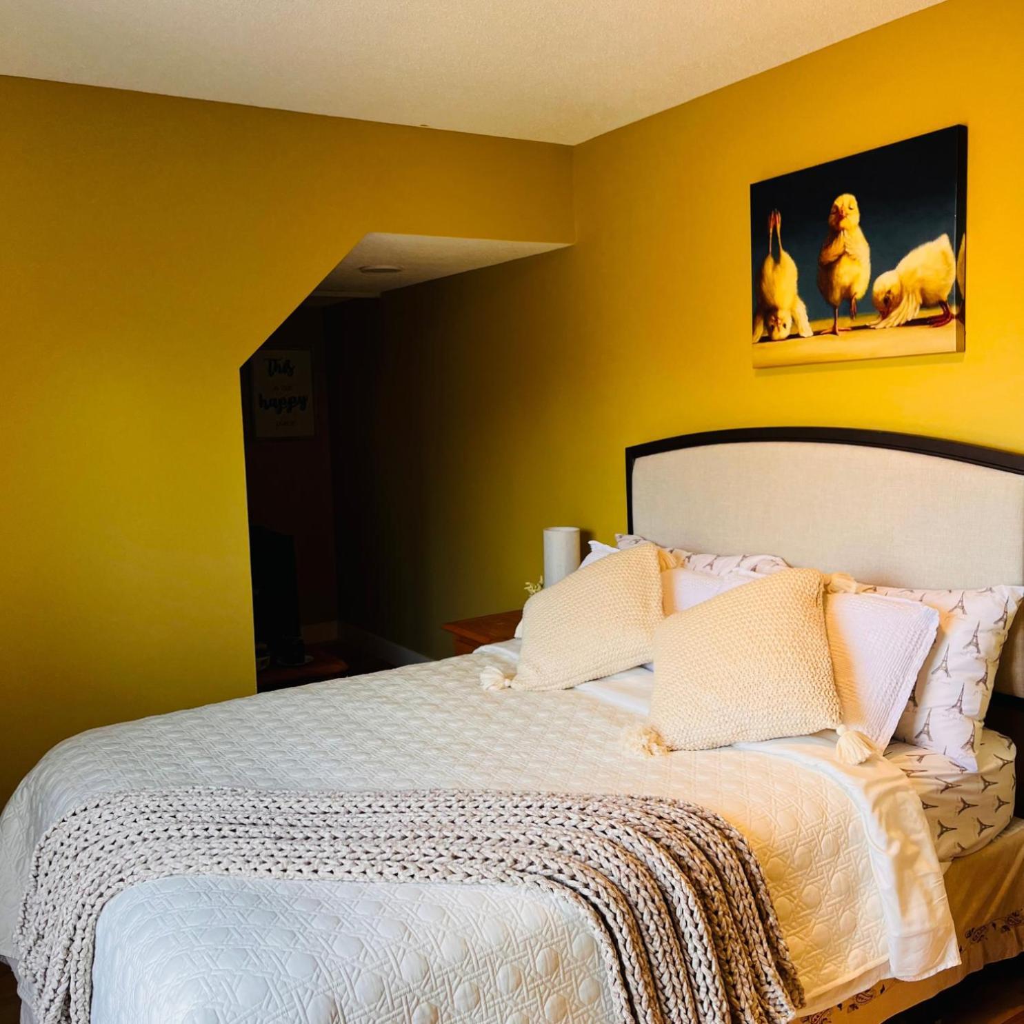 Oceanside Manor - Fancy Room - Golf Course & Beach View Qualicum Beach Exterior photo