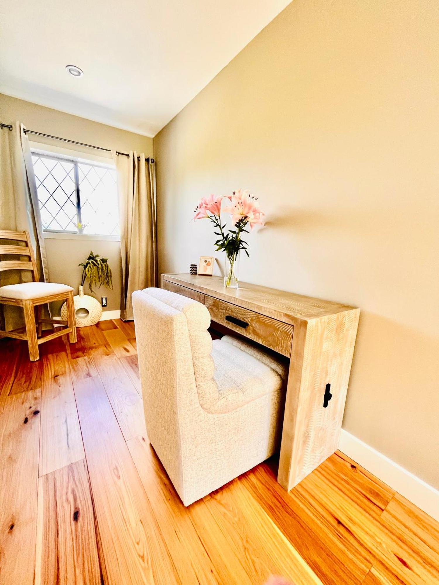 Oceanside Manor - Fancy Room - Golf Course & Beach View Qualicum Beach Exterior photo